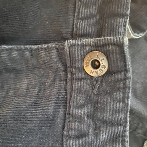 (2) pair L.L. Bean Standard Fit corduroy pants navy and khaki 38" X 30" mens - Picture 3 of 6